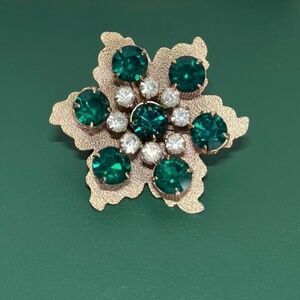 Vintage MCM Gold tone clear & green rhinestone flower brooch 1960s pin